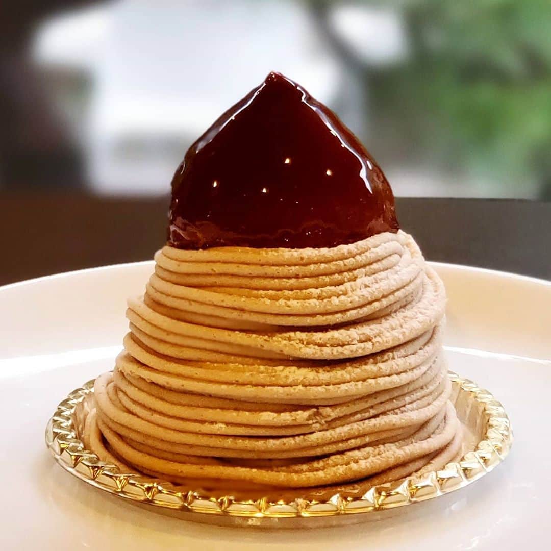 ミスター黒猫（黒猫仙人）のグルメインスタ