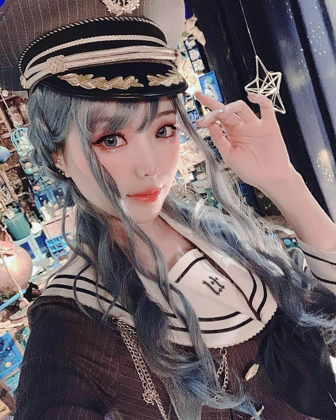Elyさんのインスタグラム写真 - (ElyInstagram)「💫  #elycosplay #blessed #dailyely #elydaily #losttree #lolitafashion #makeup」10月19日 12時40分 - eeelyeee