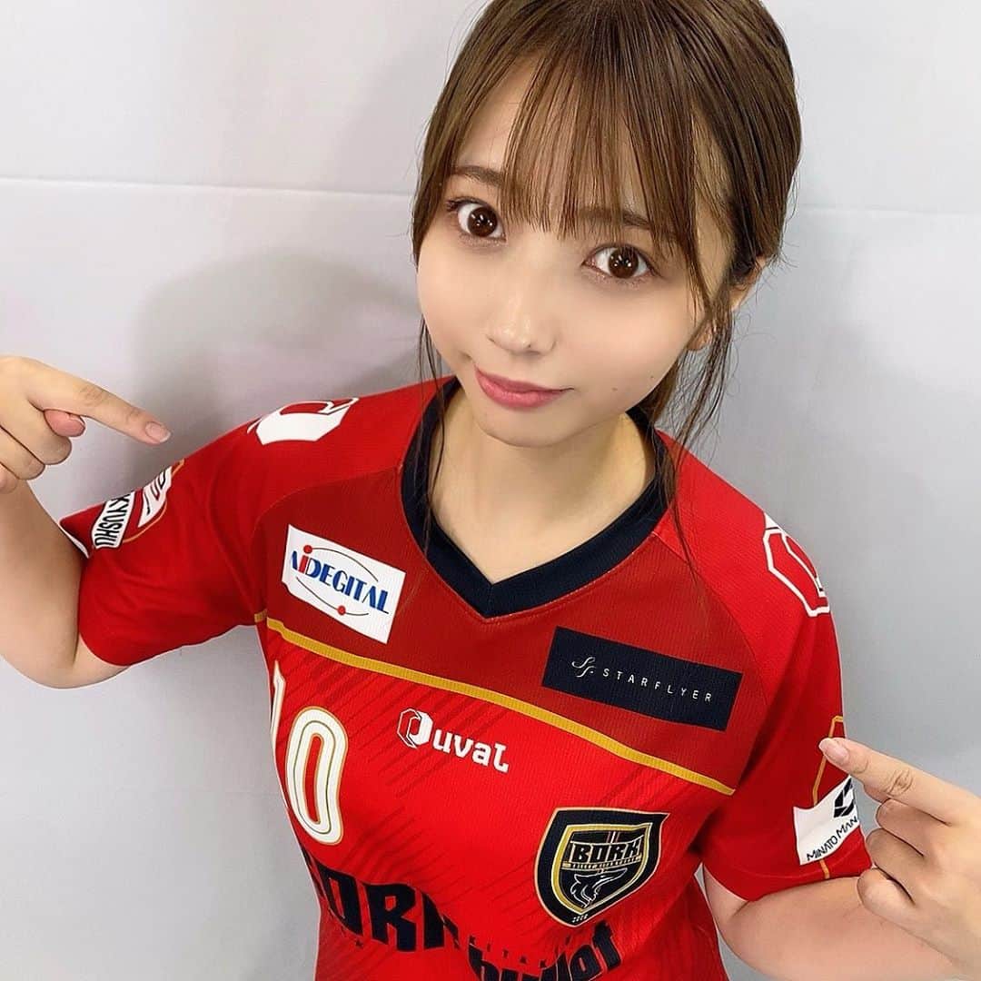 のインスタグラム：「. 本日J:COM  福岡つながるNEWSに出演します💕  北九州のフットサルチーム ボルクバレット公式応援ユニット 『バレ姫』のメンバー紹介も😘 @barehime  是非みてね〜📺   サポーターの皆さんにお会いできる日を とても楽しみにしています☺️✨  #jcom#スポーツ女子#北九州 #バレ姫#ボルクバレット北九州  #フットサル」