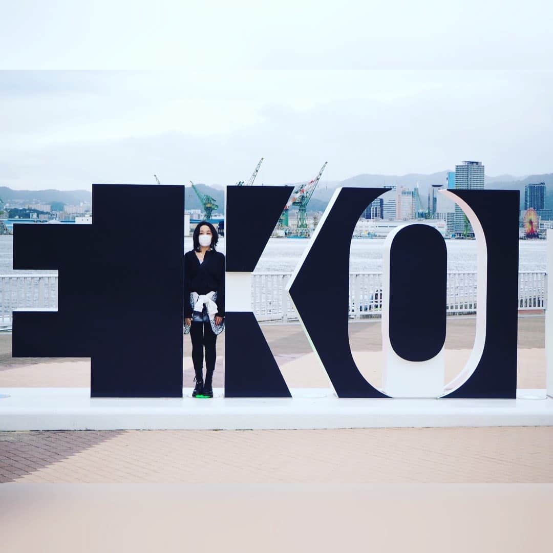 浅川悠さんのインスタグラム写真 - (浅川悠Instagram)「Kobe with @uedakana69 ❤️💜 ⠀ @kobe.kanko  #fatestaynight  #fatestaynightheavensfeel  #voiceactress  #声優」10月19日 13時31分 - yuu_asakawa_insta