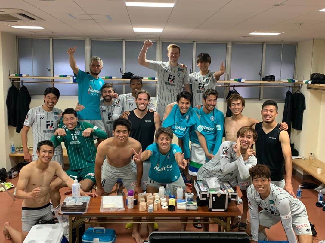 のインスタグラム：「. ＋3💪💪💪💪💪💪💪💪💪💪💪💪 .  次も勝つ💪 キャプテンナイスゴール👍👍  .  #12連勝 #アピスパ福岡 #avispa #俺たちは勝つ #福満隆貴」