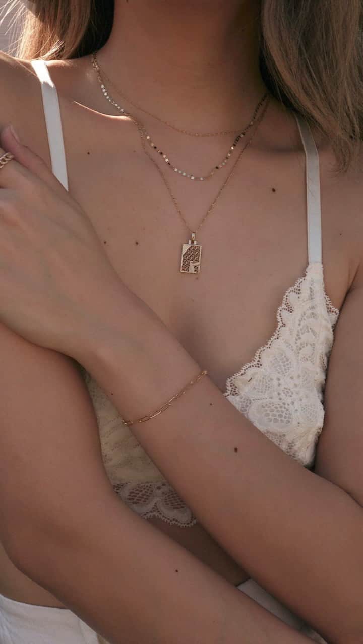 マアサ・イシハラのインスタグラム：「@bymaasaishihara x @ailove_la x @serenityjewelry_la」