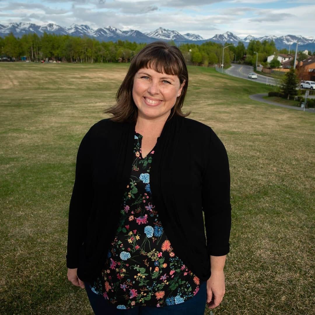 NBC Newsさんのインスタグラム写真 - (NBC NewsInstagram)「Austin Quinn-Davidson will serve as acting mayor of Anchorage, Alaska, after the outgoing mayor resigned over an “inappropriate” relationship with a reporter. She will be the first woman and openly gay person to serve as mayor of Anchorage, the Anchorage Daily News reported.⁠ ⁠ More at the link in our bio.⁠ ⁠ 📷 Austin Quinn-Davidson via Facebook」10月19日 23時39分 - nbcnews