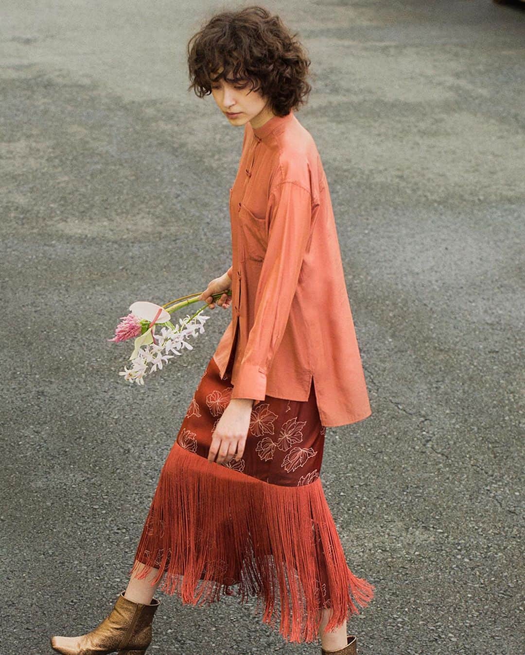 USAGI ONLINEさんのインスタグラム写真 - (USAGI ONLINEInstagram)「#lilybrown #usagionline #skirt #saten #autumn #autumncolors #リリーブラウン #ウサギオンライン #スカート #スカートコーデ #サテン #サテンスカート #ジャガード」10月19日 23時48分 - usagionline