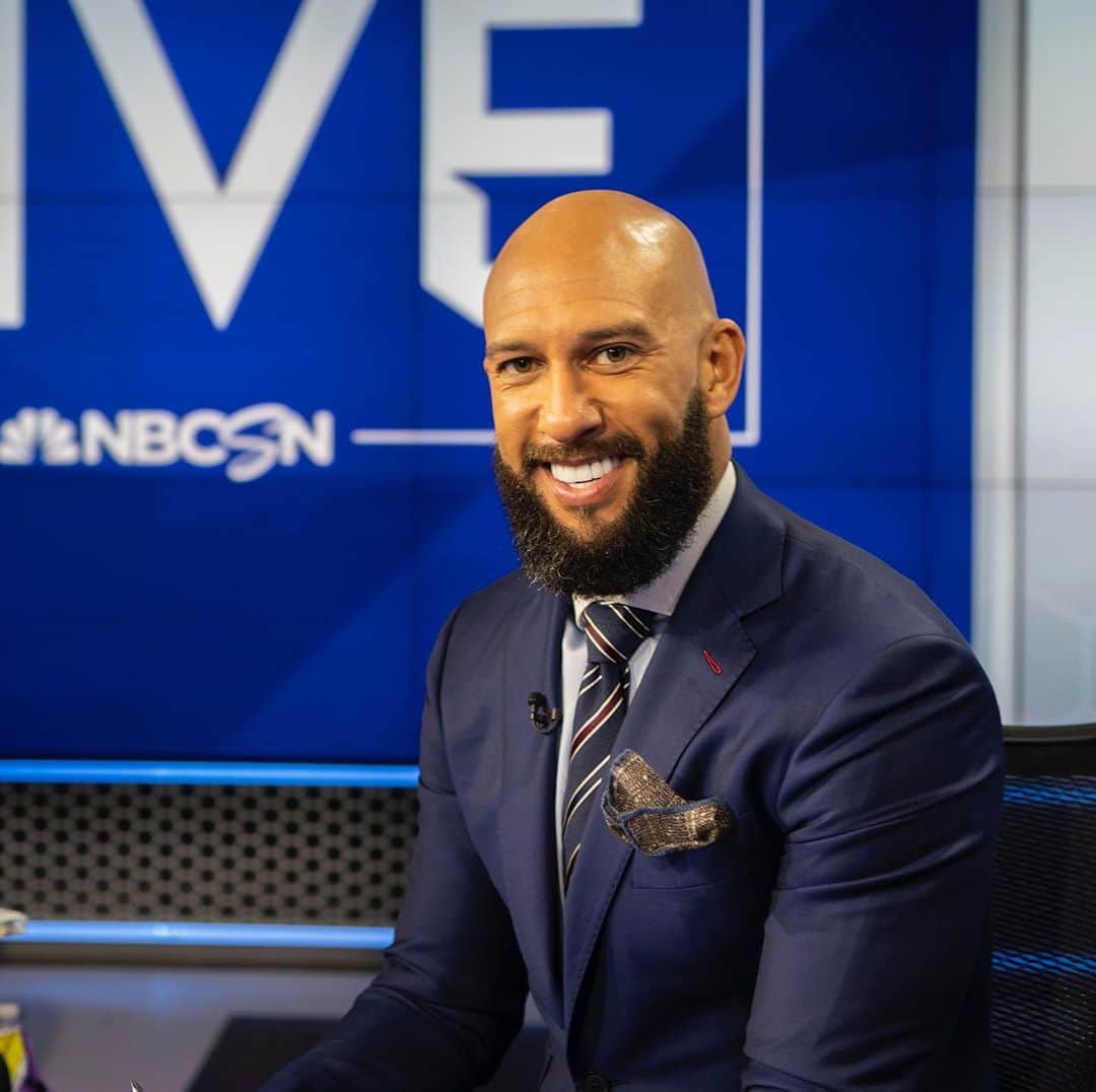 ティム・ハワードのインスタグラム：「LIVE 🎥 ⚽️   @nbcsportssoccer」