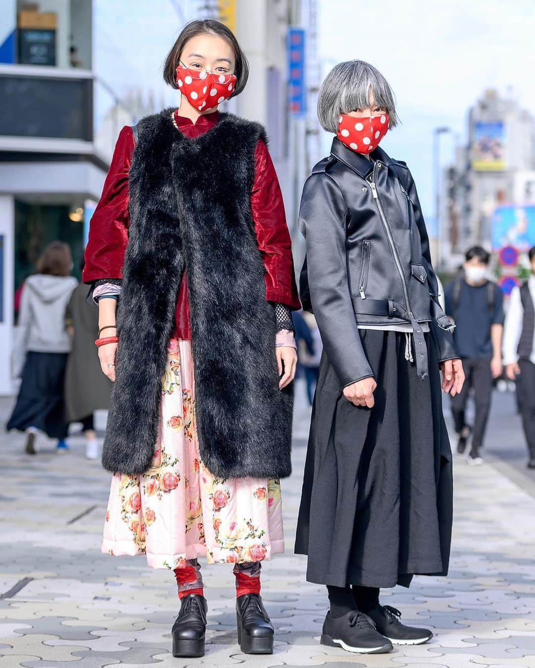 Harajuku Japanさんのインスタグラム写真 - (Harajuku JapanInstagram)「We shot Tokyo Fashion Week street style for Vogue! These snaps were shot on Friday. Check the link in our Instagram bio to see all of the photos at Vogue USA. Thanks to everyone we met and photographed on the street. If you're in one of these photos and not tagged, please send us a DM and we'll add your tag.」10月20日 0時46分 - tokyofashion