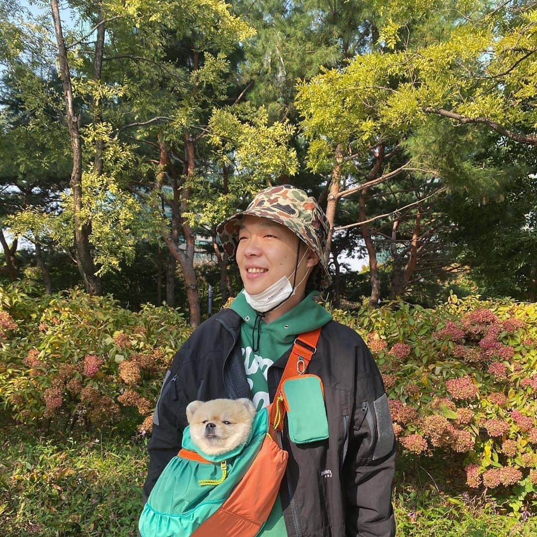 Paloaltoのインスタグラム：「와이프가 일찍 깨우길래 나가서 같이 밥먹이고 출근시킴.. 박명수옹의 명언이 생각나네요. "일찍일어나는 새가 피곤하다"」