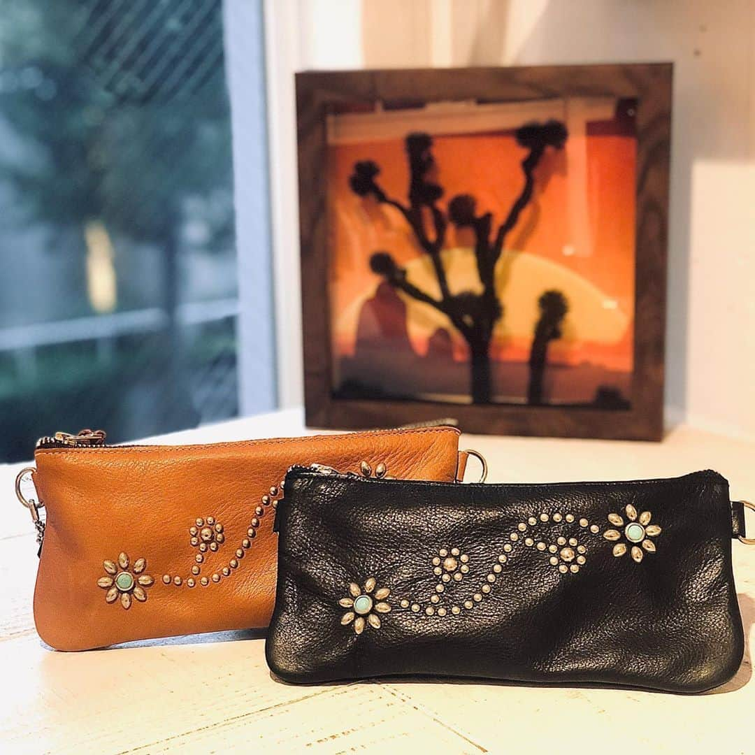 スタンダードカリフォルニアさんのインスタグラム写真 - (スタンダードカリフォルニアInstagram)「HTC Shoulder Purse #125  #standardcalifornia  #スタンダードカリフォルニア  #htc #エイチティーシー  #hollywoodtradingcompany  #sacoche #bag #サコッシュ #バッグ #leatherbag #レザーバッグ #shoulderbag #ショルダーバッグ」10月19日 16時26分 - standardcalifornia