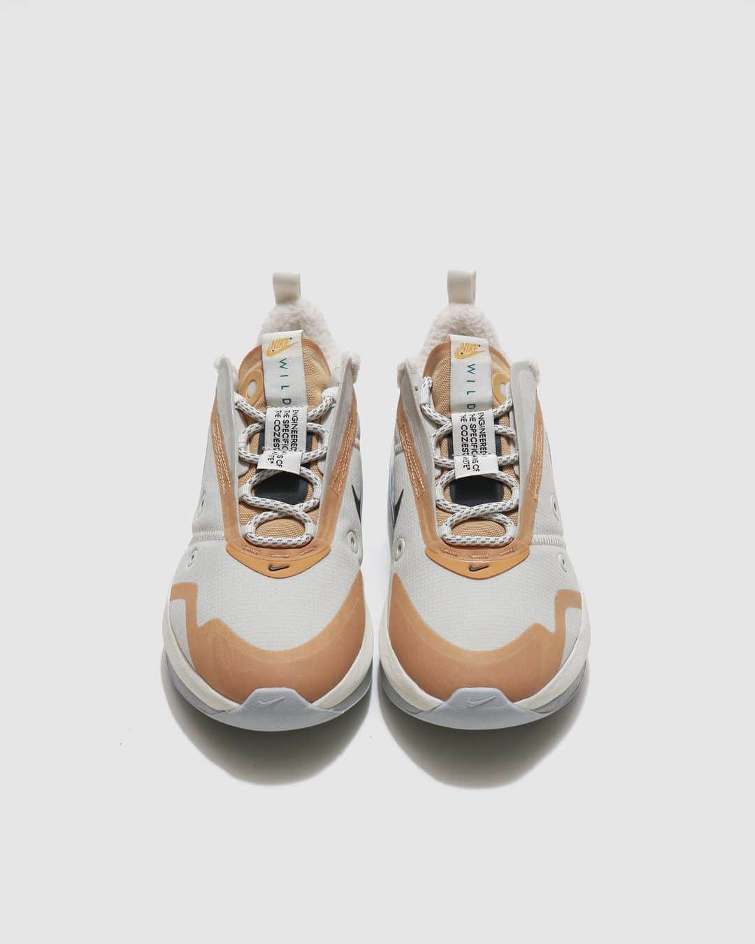 A+Sのインスタグラム：「in store now  ■NIKE WMNS AIR MAX UP COLOR : SAIL SIZE : 23cm - 25cm PRICE : ¥15,500 (+TAX)  都会にたたずむビル群や建築物からカラーインスピレーションを得て、冬の厳しいコンディションにおいても快適にワイルドに楽しく過ごすことをコンセプトにナイキ ワイルド コレクションとしてデビューしました。カラーはベージュやオフホワイトを基調とした淡いカラーでまとめ、厳しいコンディションに備えインナーにボアを用いています。  Taking color inspiration from the buildings and buildings in the city, we made our debut as the Nike Wild Collection with the concept of being comfortable and wild even in the harsh winter conditions. The color is a light color based on beige and off-white, and a bore is used for the inner to prepare for harsh conditions.  #a_and_s #NIKE #NIKEAIRMAX #NIKEAIRMAXUP #NIKEWILDCOLLECTION」