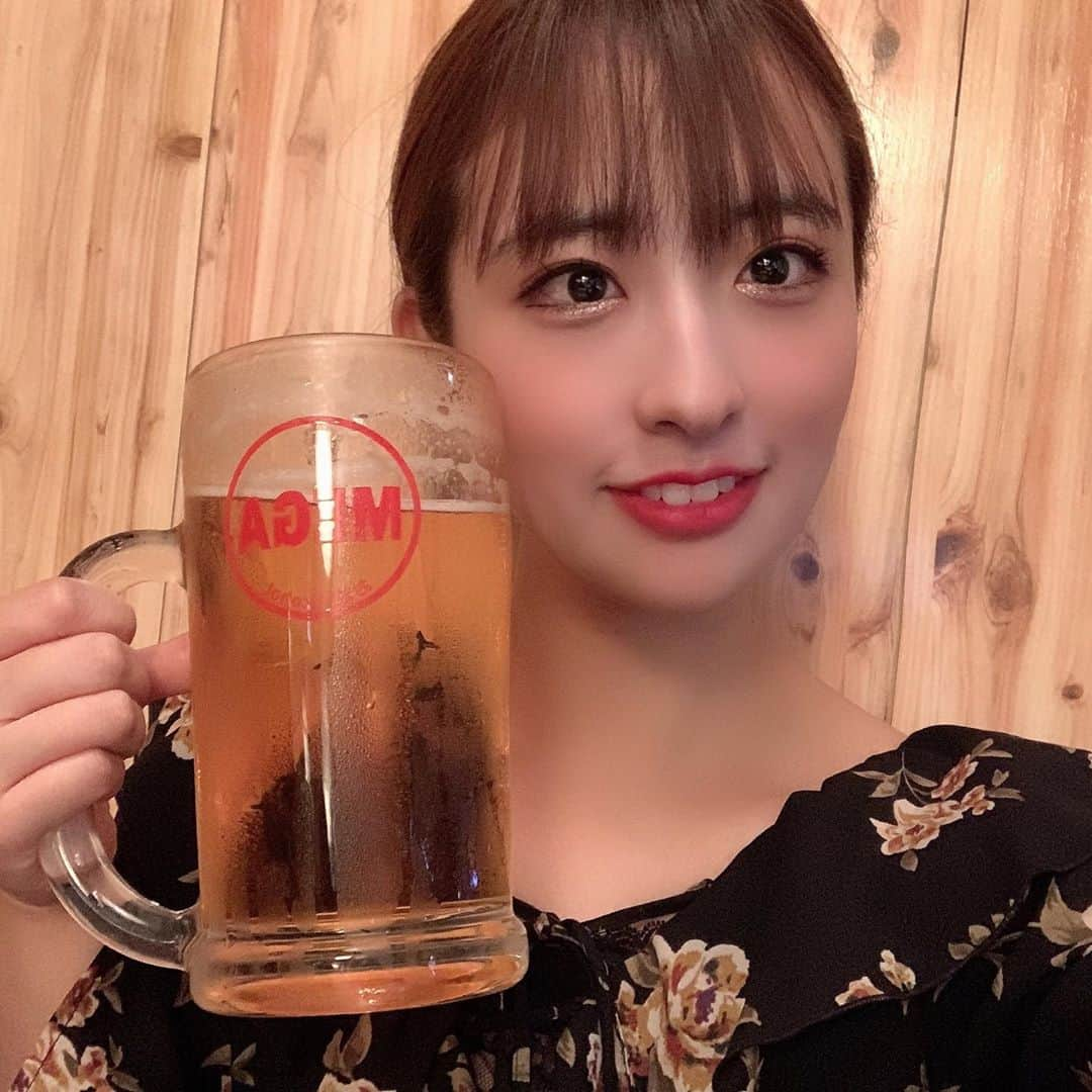 井口眞緒さんのインスタグラム写真 - (井口眞緒Instagram)「地雷メイク(落ちかけ)でとりきに行った日🍺 このあと18時からふぬけOL井口さんにて公開！ 見てね〜👀💕」10月19日 17時53分 - iguchi.mao