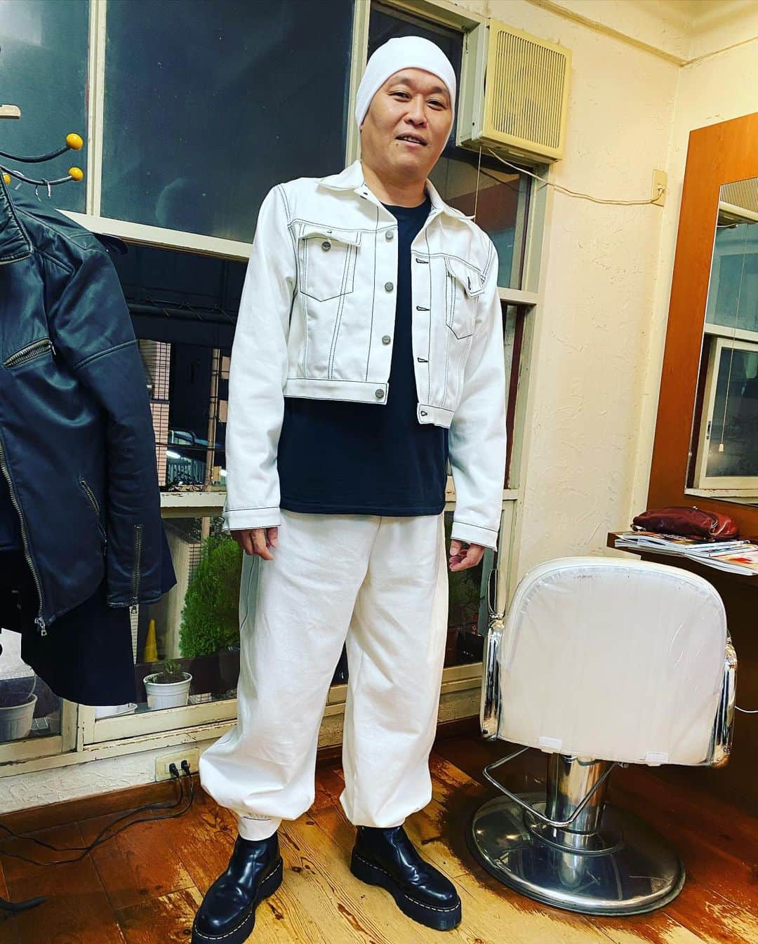 千原せいじさんのインスタグラム写真 千原せいじinstagram 秋はこれだ 千原せいじ 秋 ホワイトデニム ボンタン セットアップ マーチン ダブルソール 10月19日 18時09分 Chiharaseiji