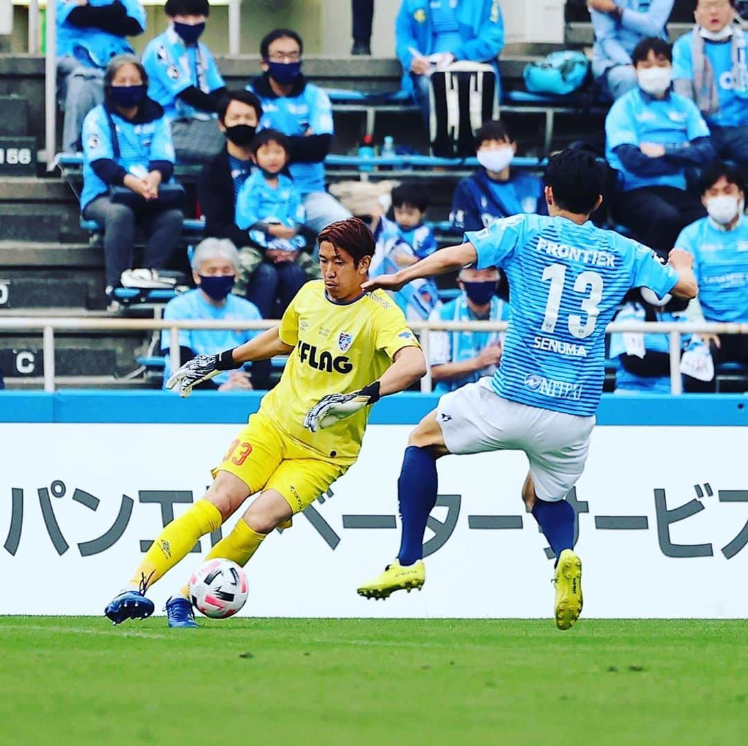 林彰洋さんのインスタグラム写真 - (林彰洋Instagram)「vs横浜FC 勝敗を委ねてしまっている。 VARがない以上、ベクトルを常に自分たちに向けてやるしかない。 ここからの戦いにしっかりと改めてチームとして戦っていきたい。 アウェイでやはり心強いサポーターがいるのは本当にありがたい。 何とか結果を🤝 #横浜FC #FC東京」10月19日 18時14分 - aki_hayashi0507