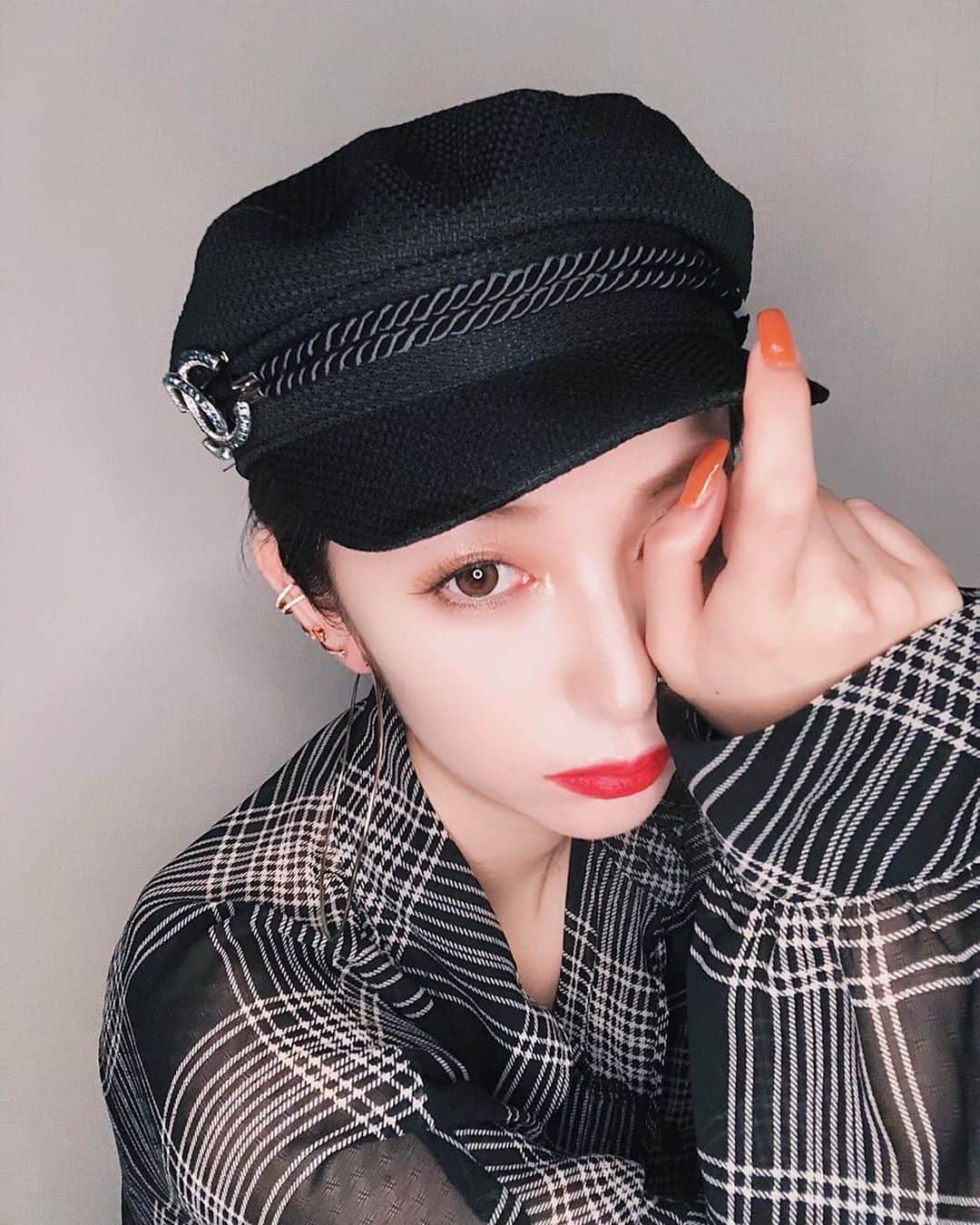 ViVi girlのインスタグラム：「. . こんにちは🍁松本梨花です♪ . 私が秋イチ買ったものは こちらの帽子です👒✨ コーデに帽子があるかないかで かなり印象変わりますよね♪ 帽子を組み合わせて 秋コーデ楽しみたいと思います☺️ . #ViVigirl#ViVigirl_official #ViVigirlspick #ViVigirlspick_秋イチ買ったもの」