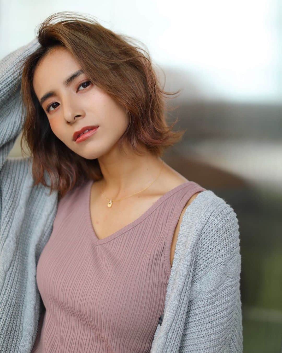 のインスタグラム：「今日はYouTubeでお散歩しながらハーレーのハレちゃんについて嘆いております←﻿ ﻿ 見てあげて←﻿ ﻿ 毎週月曜日と金曜日の19:00に佐野千晃のYouTubeアップされます！﻿ ﻿ こんなことして欲しい！とか、これが知りたい！とかあったらジャンジャンコメントしてくれると嬉しい🤤﻿ ﻿ #natural #healthy #good #gilrs #gilr #cool #cute #ooted #selfie #self #face #スポーツ女子 #スポーツ #ハワイ #笑顔 #ひまわり」