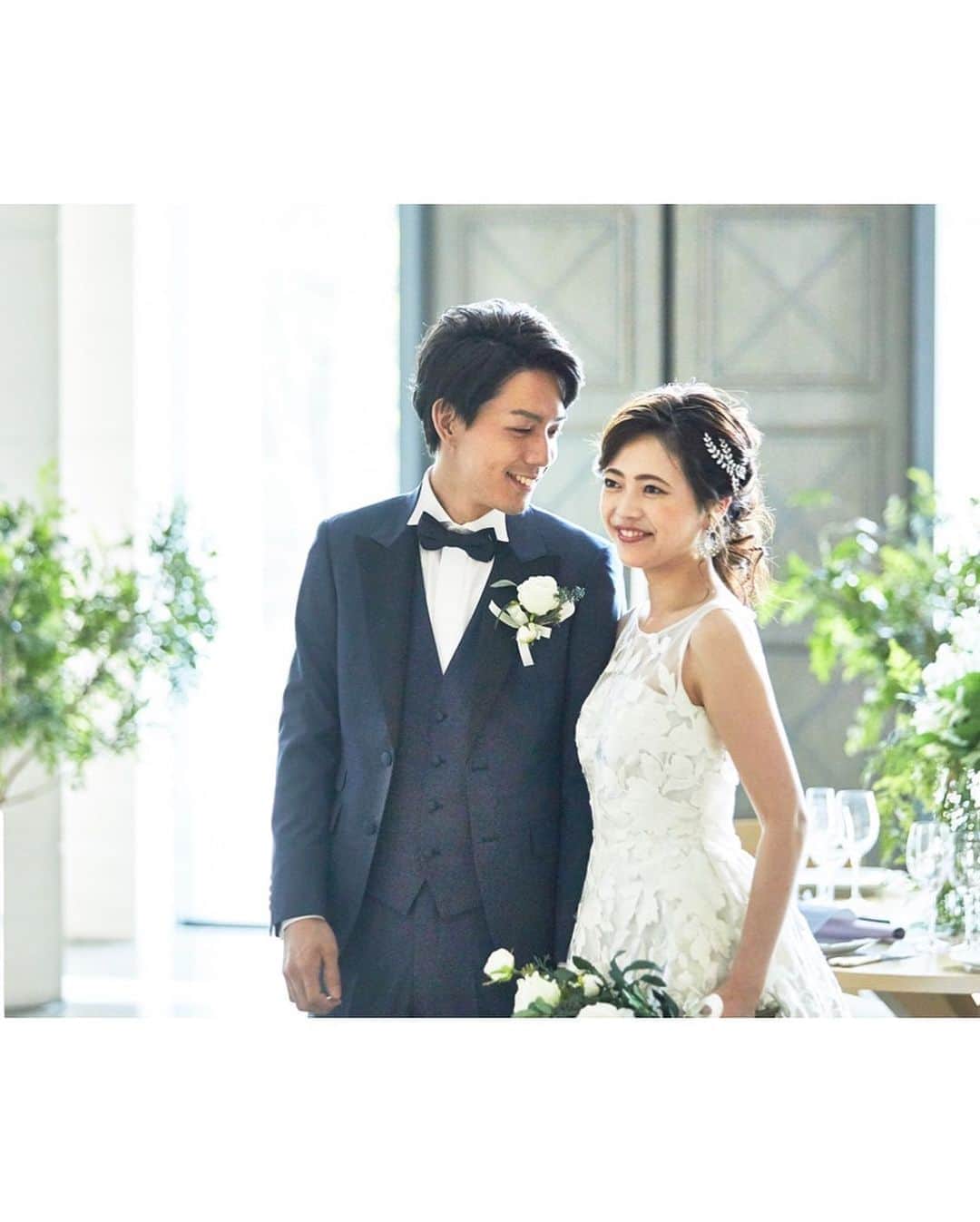 楽婚【公式】Instagramさんのインスタグラム写真 - (楽婚【公式】InstagramInstagram)「. ♡大階段で華やかなウェディングパーティーを  結婚式をより華やかにする大階段◎ 挙式後のフラワーシャワーやゲストとの記念写真など 大階段を生かした演出って実は意外と多いんです！ 素敵なワンシーンをぜひ大階段で♡  会場：#大宮璃宮  @rakukon をフォローして 『#楽婚』をつけて、 お写真の投稿大歓迎♡ 公式IGでリグラムされるかも！？  Webでご予約はTOPのURLより♡ ⇒@rakukon . #楽婚 #rakukon  #ベストアニバーサリー#ベストブライダル #wedding #ウェディング #フォトウェディング #プレ花嫁 #卒花 #日本中のプレ花嫁さんと繋がりたい #プラコレ #marryxoxo #ウエディングニュース #花嫁 #卒花嫁 #プレ花嫁 #2020年秋婚　#2020年冬婚 #2021年春婚 #2021年夏婚 #結婚式準備 #weddingdress #ウェディングドレス #大階段 #フォトウェディング #前撮り #結婚式前撮り #披露宴演出 #ブーケ」10月19日 19時08分 - rakukon