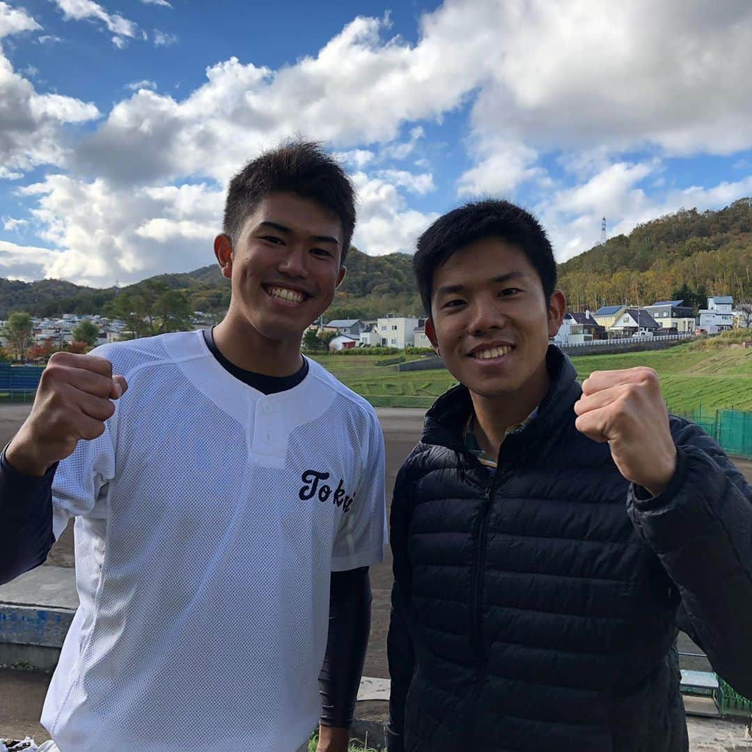 五十幡裕介さんのインスタグラム写真 - (五十幡裕介Instagram)「明日の「イチオシ!!」で放送する プロ野球ドラフト会議に向けた北海道関連選手特集。 昨日投稿した、星槎道都大・河村説人投手の他に、 社会人野球JFE東日本の今川優馬選手も取り上げます。 高校時代はチームを、大学以降は今川選手本人を取材させてもらい 今川選手の活躍を追ってきました。 2年前の悔しさ、去年の歓喜、今年の苦悩。 そして、両親、弟・妹たちへの思い。 今川選手が、素直な気持ちを語ってくれています。 明日のイチオシ!!、午後5時33分からのスポーツコーナーを、 是非見て頂けたら嬉しいです。  #プロ野球 #NPB #ドラフト会議 #26日 #北海道 #注目選手 #今川優馬 選手 #社会人 #JFE東日本 #東海大学札幌キャンパス #東海大四 高校 #2018年 #ドラフト #あれから2年 #今年こそ #明日 #20日 の #イチオシ!! #よろしくお願いします #HTB #アナウンサー #五十幡裕介」10月19日 19時49分 - htb_isohatayusuke