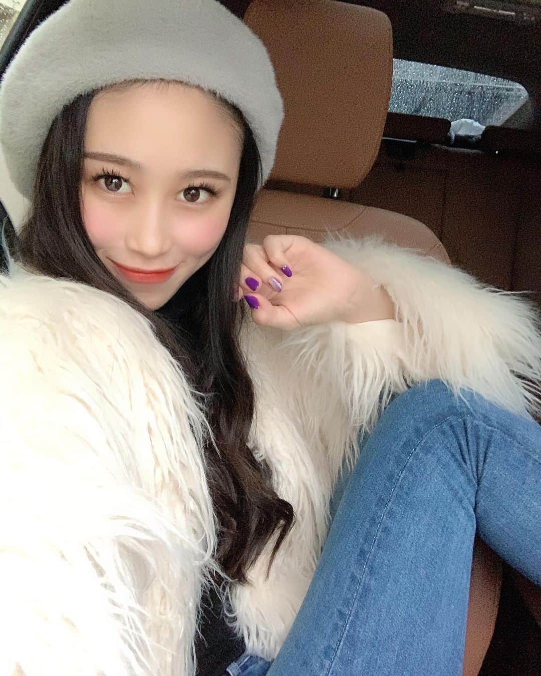 長沼南帆のインスタグラム：「ついにタートルネックの時代が来たぁ🤣♥️﻿ ユニクロの使える😏﻿ ﻿ ﻿ ﻿ ﻿ ﻿ ﻿ ﻿ ﻿ ﻿ ﻿ #黒髪　#黒髪ロング　#rq #レースクイーン　#memory #黒髪ロングストレート　#秋　#秋服　#脚長コーデ　#supergt #スーパーgt #ユニクロ　﻿#ユニクロコーデ #uniqlo #uniqloコーデ #スキニーコーデ #resexxy #emoda #タートルネック」