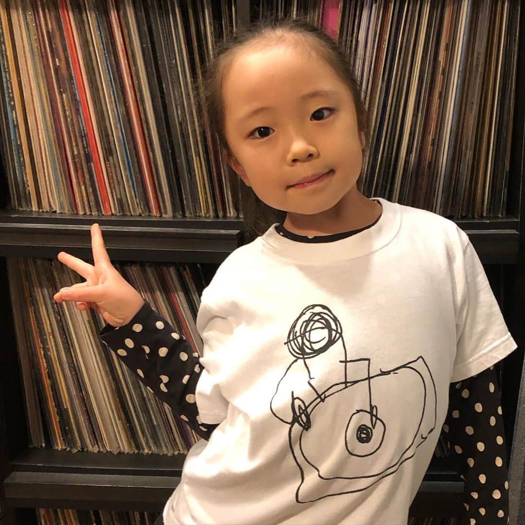 のインスタグラム：「チャンノノ画伯による チャンノノT 本日　@c30_tokyo にて㊗️発売開始✨🖤 #チャンノノ #channono」