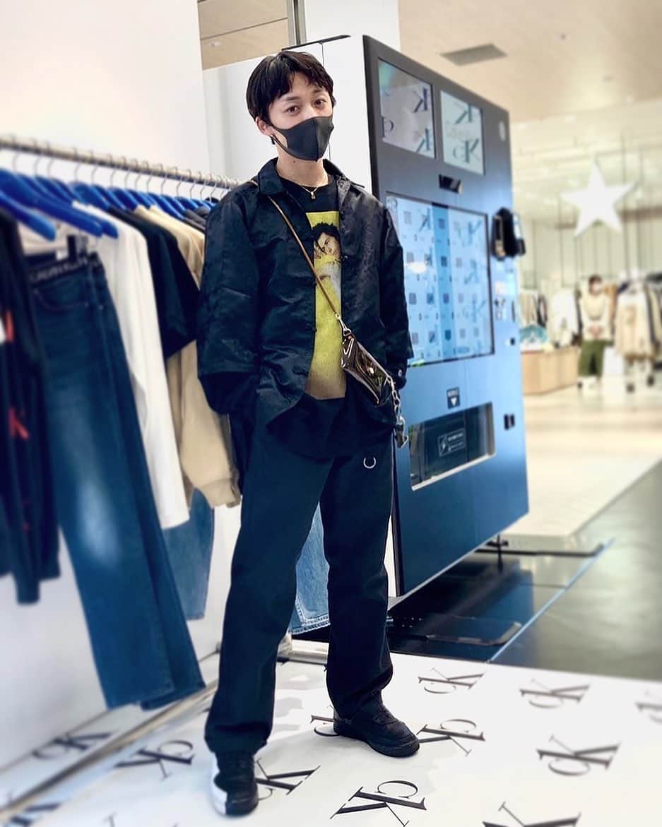 のインスタグラム：「Thx!!!!!  #CKONE #MYCALVINS」