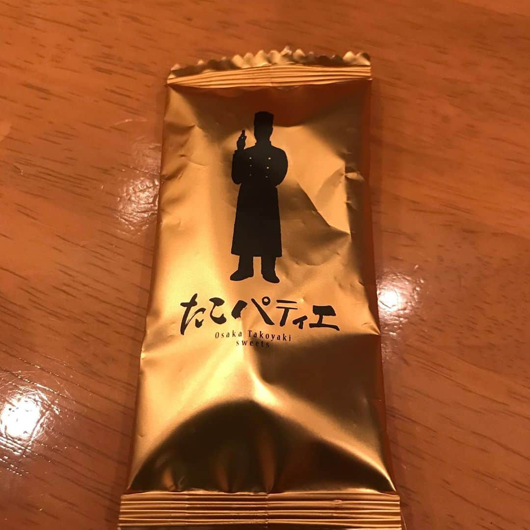 菊地浩輔さんのインスタグラム写真 - (菊地浩輔Instagram)「サクサクうまうまタコパティエ  #お菓子 #タコ焼き #たこ焼き #蛸焼き #美味しゅうございました」10月19日 20時22分 - okikusaaan