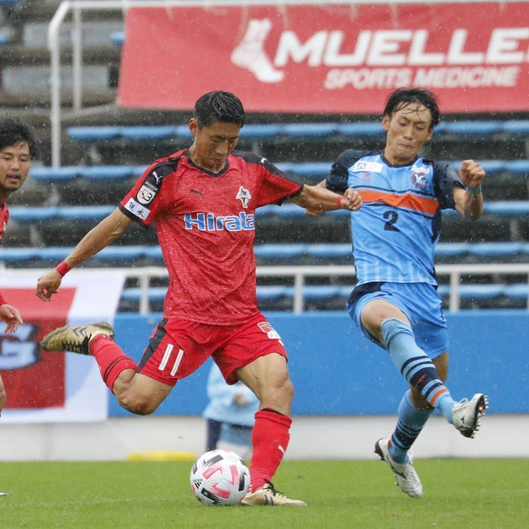 ROASSO KUMAMOTOさんのインスタグラム写真 - (ROASSO KUMAMOTOInstagram)「⚽️ ／ 10.17.SAT.第22節 VS Y.S.C.C.横浜 フォトレポートPart②📸 ＼ #広報カメラ で撮影したYS横浜戦のフォトレポートをお届けします💁‍♂️✨ -----﻿ NEXT GAME﻿ 🗓 10.25.SUN ⏰ 15:00 KICK OFF﻿ 🆚 SC相模原 🏟 相模原ギオンスタジアム 📺 DAZN -----﻿ #ロアッソ熊本 ﻿ #2020シーズン ﻿ #繋続 #TSUNAGI﻿ #つなぎ  #2020の主役は誰だ  #岡本知剛 #石川啓人 #中原輝 #菅田真啓 #浅川隼人 #roasso﻿ #熊本﻿ #Jリーグ﻿ #jleague﻿ #サッカー﻿ #ゴール ﻿ #えがお健康スタジアム﻿ #感謝﻿ #いまできること﻿ #がんばろう日本﻿ #みんなで乗り越えよう ﻿ #jリーグにできること」10月19日 20時34分 - roassokumamoto_official