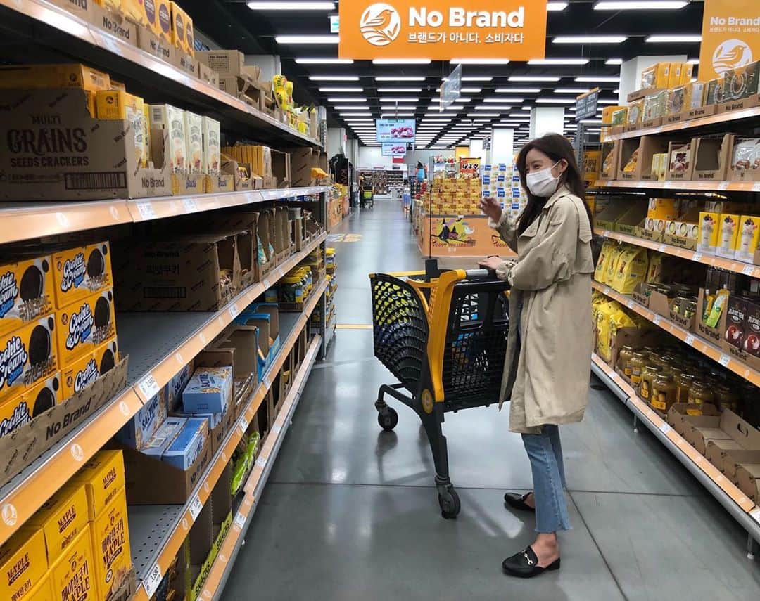 チョン・ハナのインスタグラム：「일어나자마자 장보기🛒 햄복햄복」