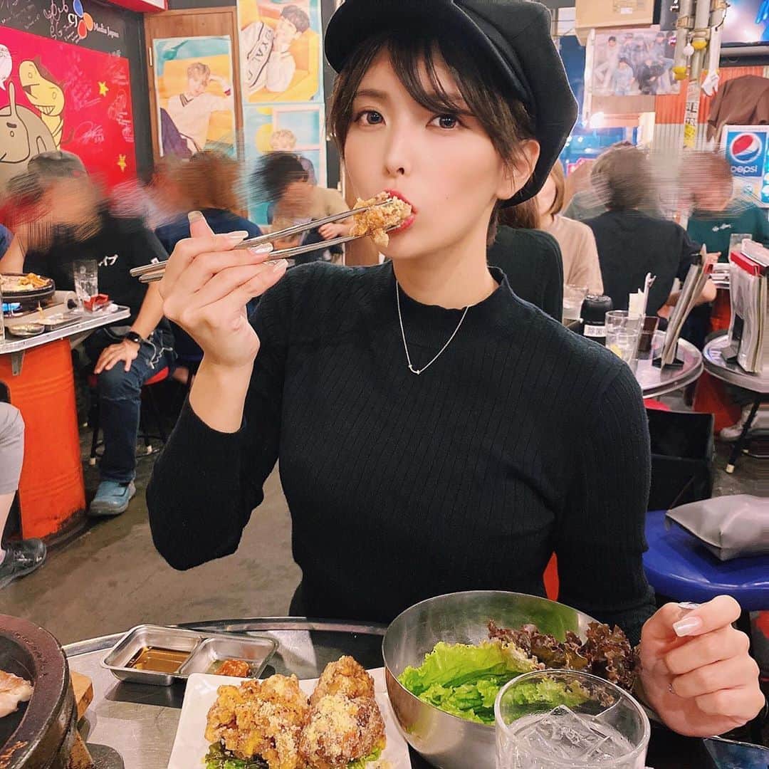 のインスタグラム：「韓国料理🇰🇷 . 京都の帰りに新横浜で韓国料理たべたー！ ヤンニョムチキン大好き！！！」