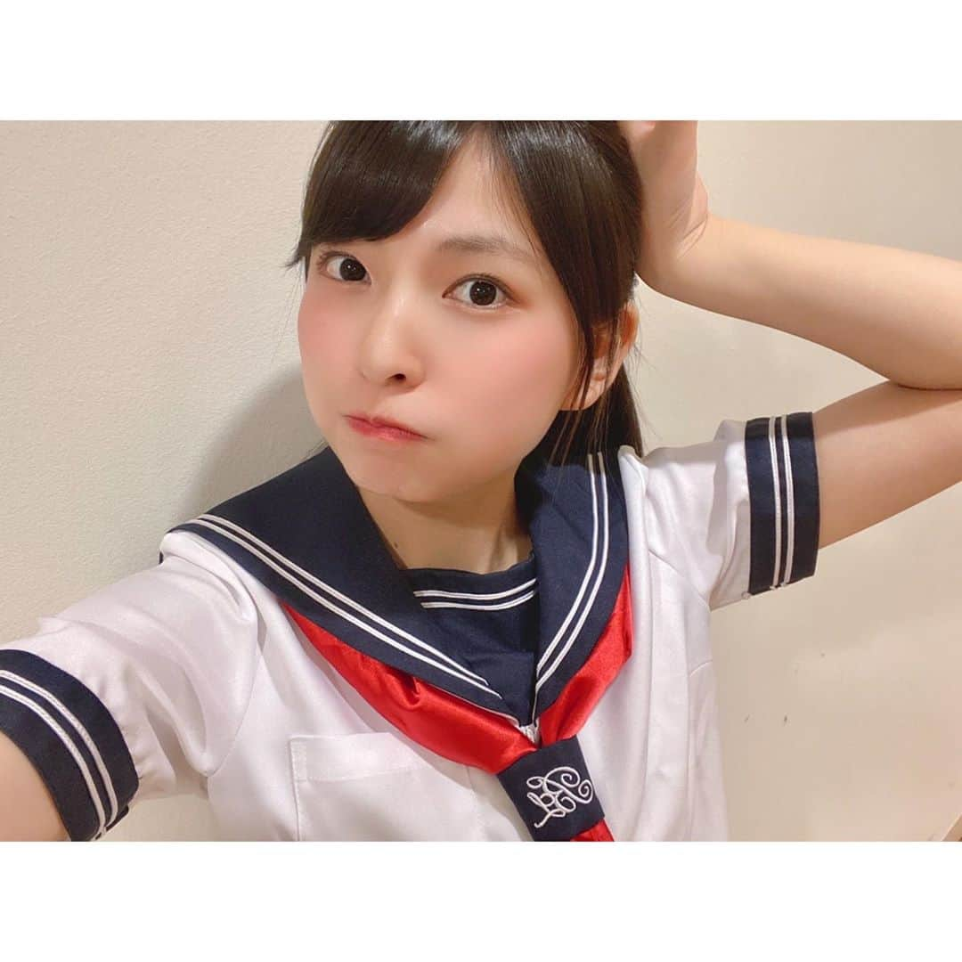 三村妃乃さんのインスタグラム写真 - (三村妃乃Instagram)「♡ 昨日のオンラインおしゃべり会ではセーラー服を着ました！ ♡ 一応まだ現役(*´ｖ`) ♡ #ngt48 #オンラインおしゃべり会 #セーラー服」10月19日 21時05分 - hino_yuiitsu62