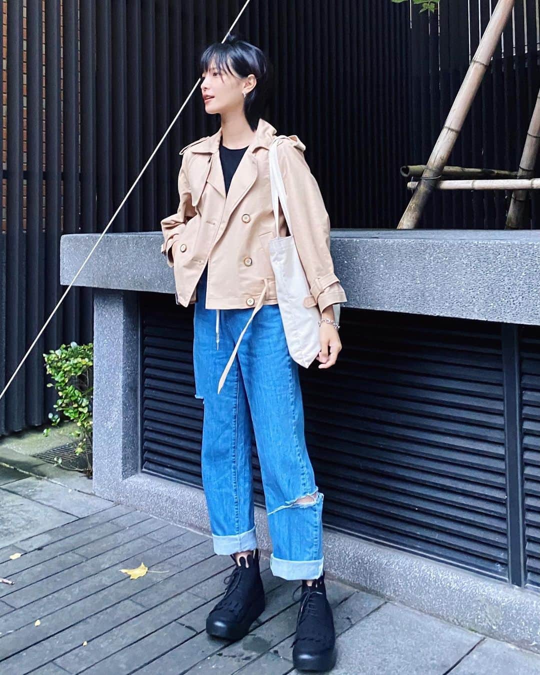 吳子霏（Ellen Wu）のインスタグラム：「開心🥳！ #ellensoutfits」