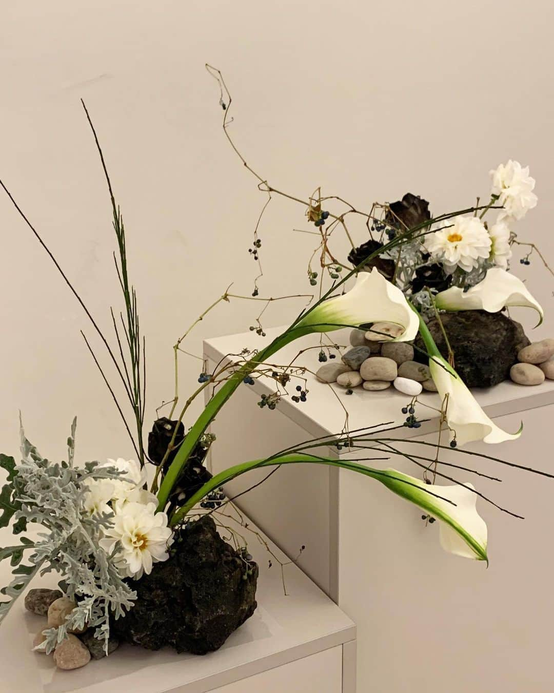 브렌다플라워さんのインスタグラム写真 - (브렌다플라워Instagram)「🗿 Flower design ➿ brendaflower」10月19日 22時16分 - thestudioofflowerart