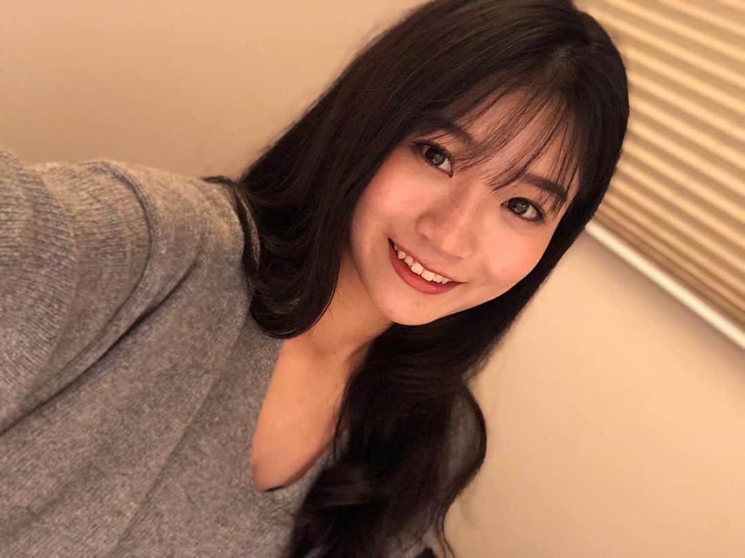 のインスタグラム：「#iphoneX  おやすみ〜\( ˆoˆ )/」