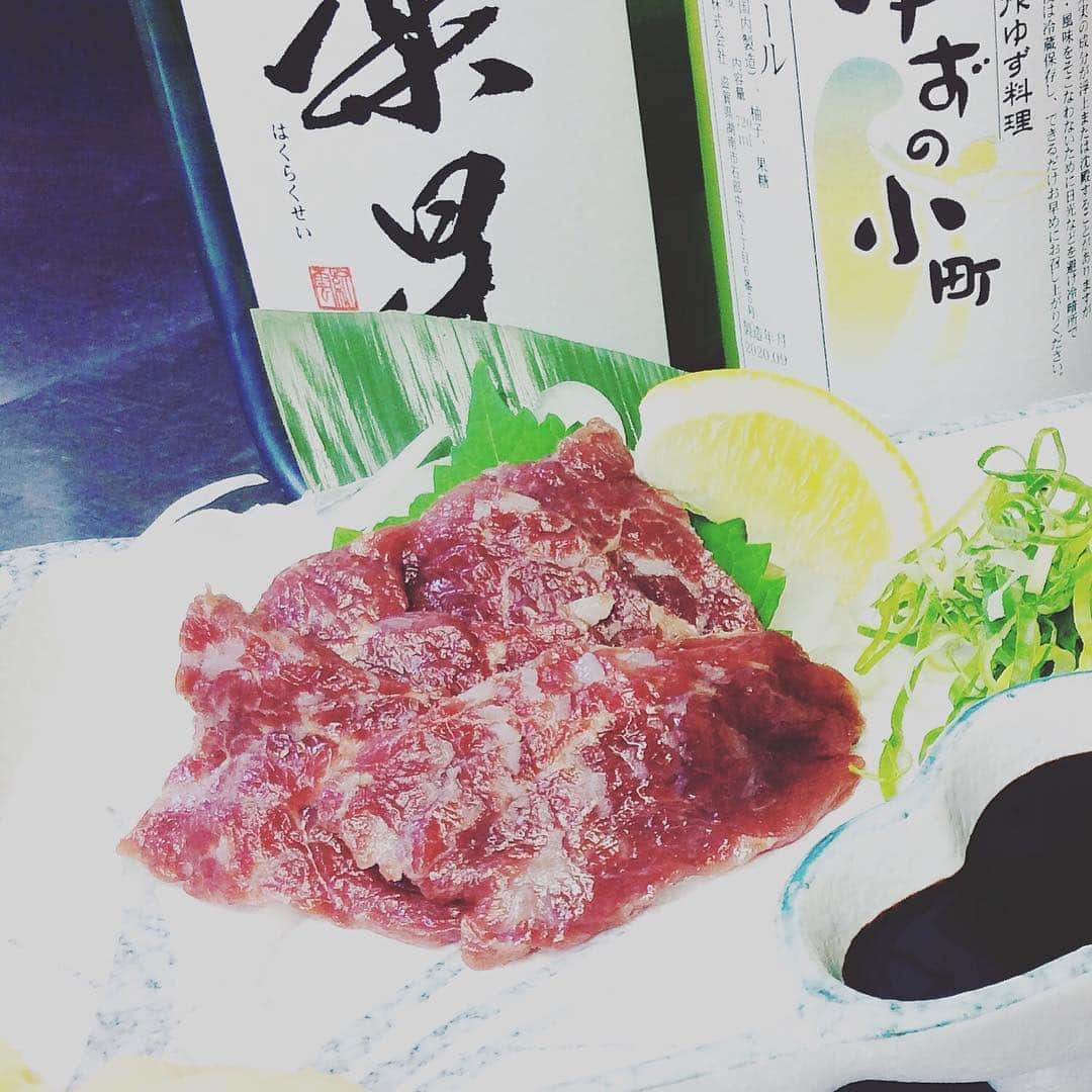 のインスタグラム：「#馬肉#ゆずの小町布施 #九州魂布施 #おすすめ #推し #個室 #居酒屋 #日本酒 #ゆず酒 #馬肉 #馬肉たたき #馬肉ゆっけ #馬刺し」