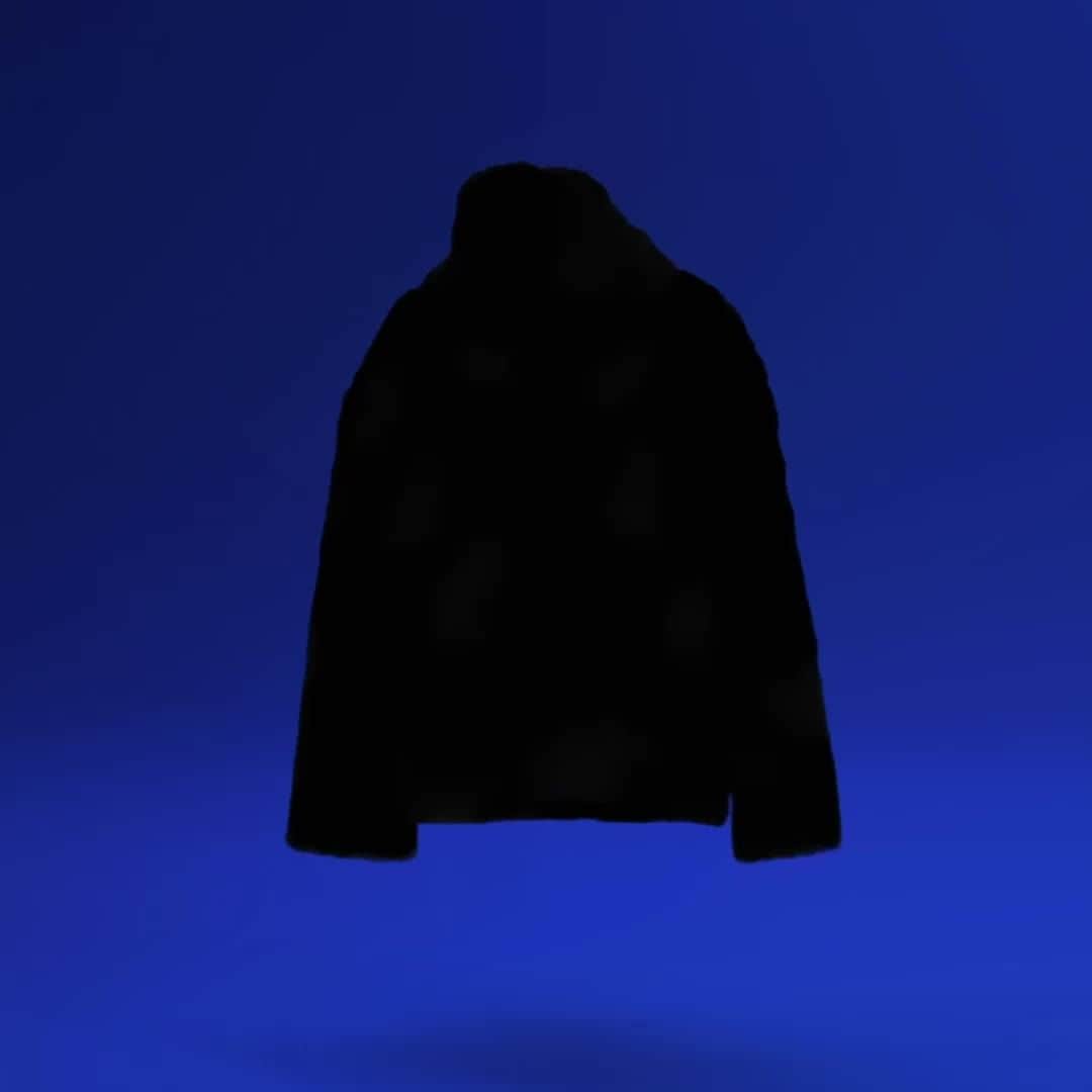 デシグアルのインスタグラム：「A hug? A jacket? A show? Who am I? This winter is going to be a show. If you want to know more about me, I’ll see you in the next post!」