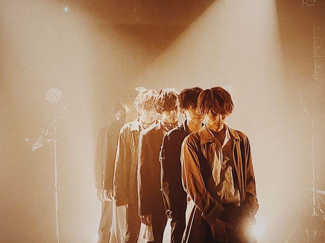 古幡亮（WATWING）のインスタグラム：「"TSUMUGU LIVE" . . #今回は衣装もセルフプロデュース #コーディネートも自分たちでこだわっていくスタイル #アーカイブ10月24日まで！ #まだ見れるよ #自己完結型アーティストを目指して」