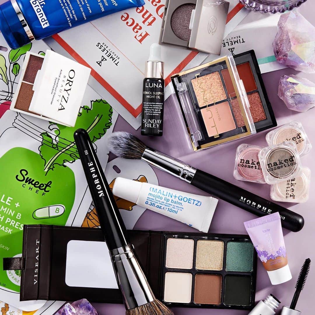 ipsyさんのインスタグラム写真 - (ipsyInstagram)「⏰ GIVEAWAY REMINDER ⏰ So many chances to win this month! The odds for this prize (year of Glam Bags + $1,000) are srsly in your favor. Deets below. 👇  1. Follow @IPSY on Instagram 2. Post a photo of your go-to beauty product on Instagram, Facebook, or Twitter 3. Tag @IPSY, #IPSYMagic, & #Giveaway  Deadline to enter is 10/31/20 at 11:59 p.m. PT and the winner will be announced by 11/16/20. ⁠To enter this giveaway, you must be 18 years old or older and a resident of the U.S. or Canada (excluding the Province of Quebec). By posting your photo with these hashtags, you agree to be bound by the terms of the Official Giveaway Rules at www.ipsy.com/contest-terms. This giveaway is in no way sponsored, endorsed or administered by, or associated with, Instagram, Facebook, or Twitter.」10月20日 9時44分 - ipsy