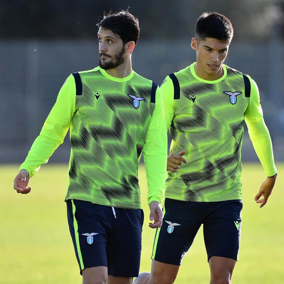 SSラツィオさんのインスタグラム写真 - (SSラツィオInstagram)「👊 Last training session before #LazioBVB!  #UCL #CMonEagles 🦅」10月20日 1時48分 - official_sslazio