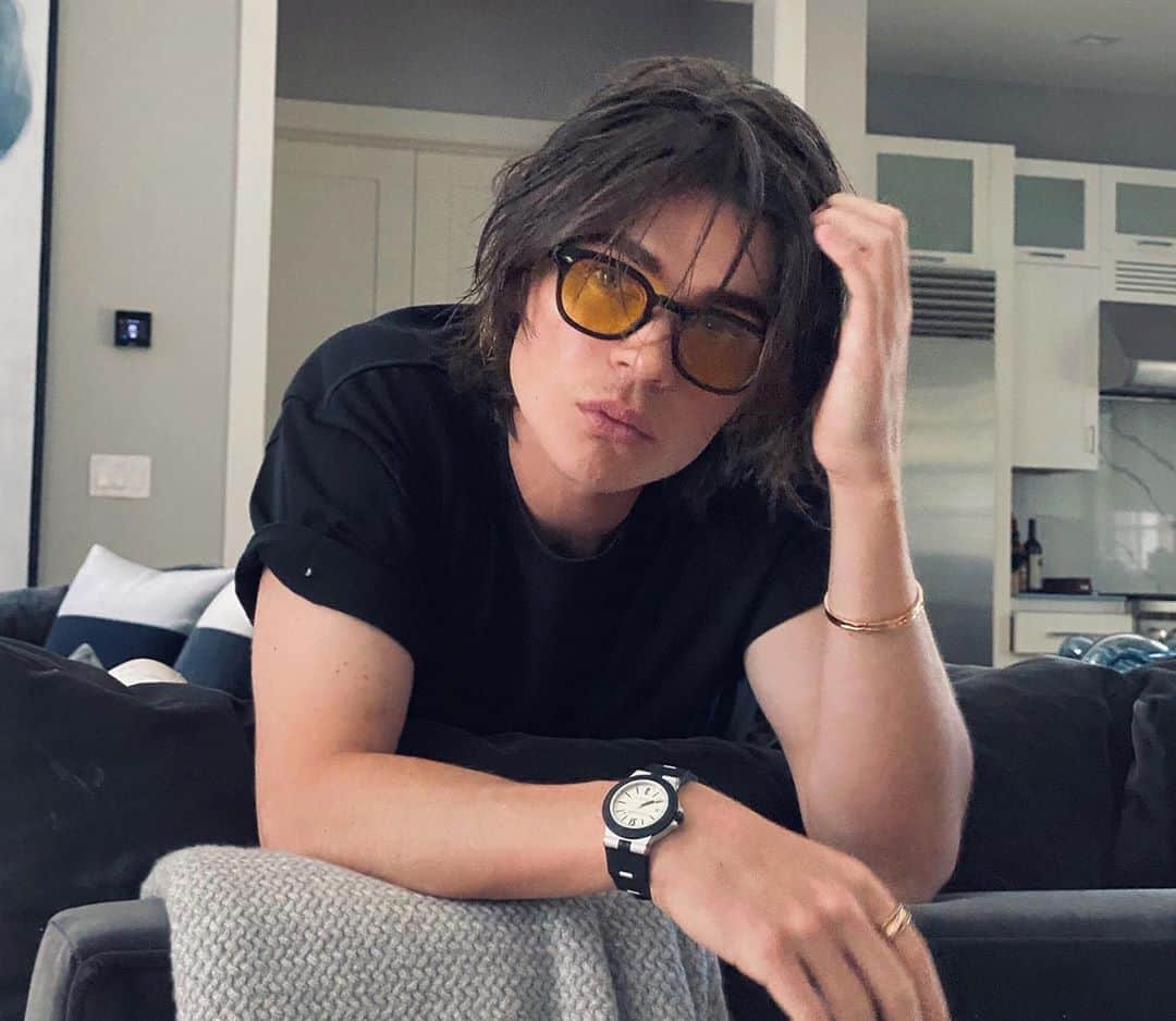 ウィリアム・ペルツのインスタグラム：「Thank you @bulgari for the most beautiful watch #bvlgariwatches #bvlgarialuminium #bvlgari #ad」