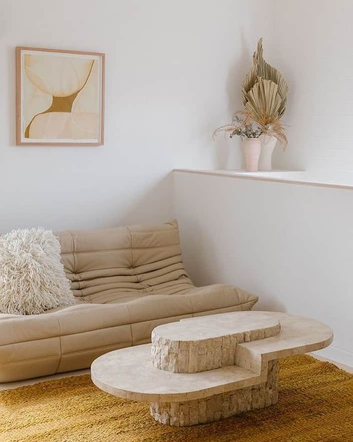 カレントエリオットのインスタグラム：「70’s california-cool #interior #inspo」