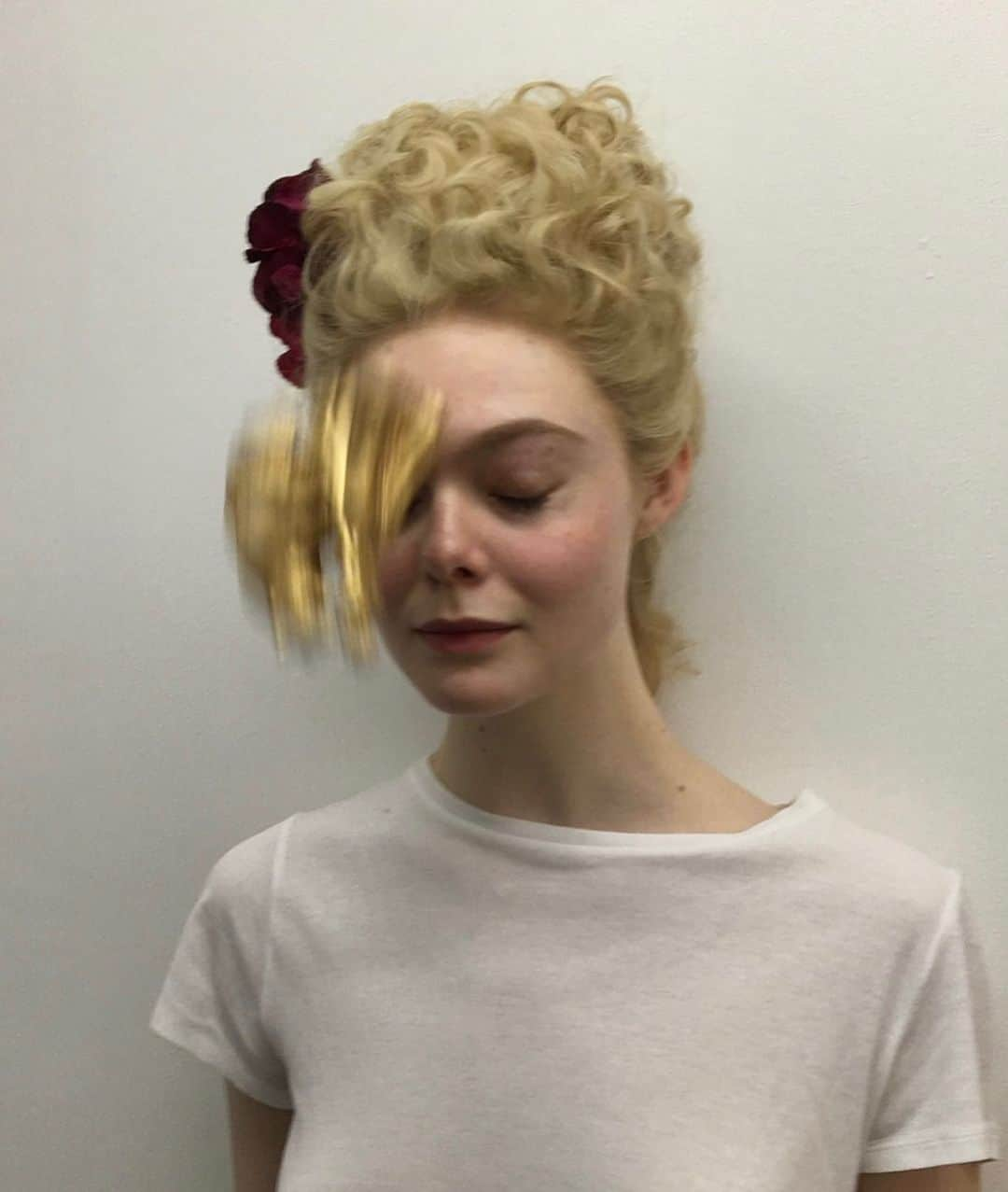 エル・ファニングさんのインスタグラム写真 - (エル・ファニングInstagram)「Expectation vs. Reality」10月20日 4時42分 - ellefanning