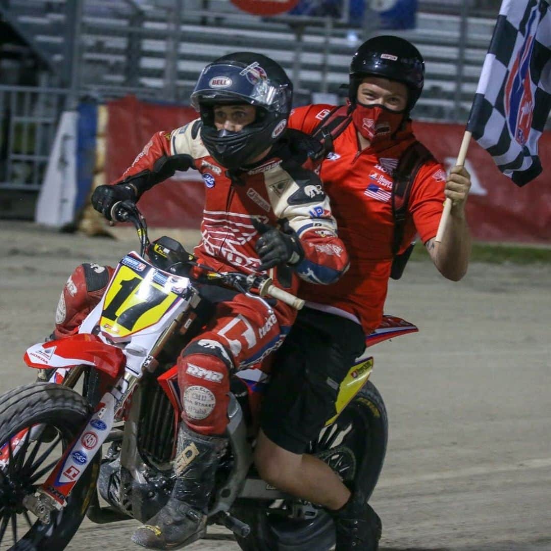 のインスタグラム：「Red Rider Race Report  Flat Track  Richie Morris Racing @richiemorrisracing rider Henry Wiles @henry_w_wiles closed out the 2020 American Flat Track @americanflattrack season on a high note, taking the final AFT Singles race win of the year at the Daytona International Speedway short track.   MXGP  Team HRC’s Tim Gajser @tiga243 put in a near-perfect performance at the MXGP of Flanders to take the overall victory and extend his lead in the MXGP World Championship to 48 points.  MotoGP  Alex Marquez @alexmarquez73 raced from 11th to second for his first premier-class dry-weather podium, at the Aragon MotoGP.  #ridered」