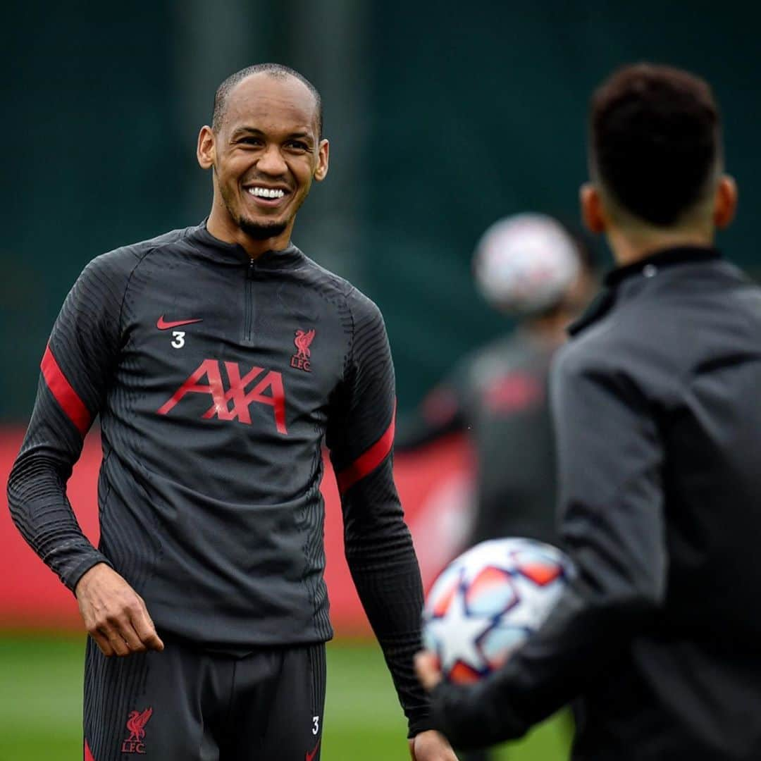 リヴァプールFCさんのインスタグラム写真 - (リヴァプールFCInstagram)「Wholesome training ground content 🥰 #LFC #LiverpoolFC #Liverpool #Training #UCL #ChampionsLeague」10月20日 5時03分 - liverpoolfc