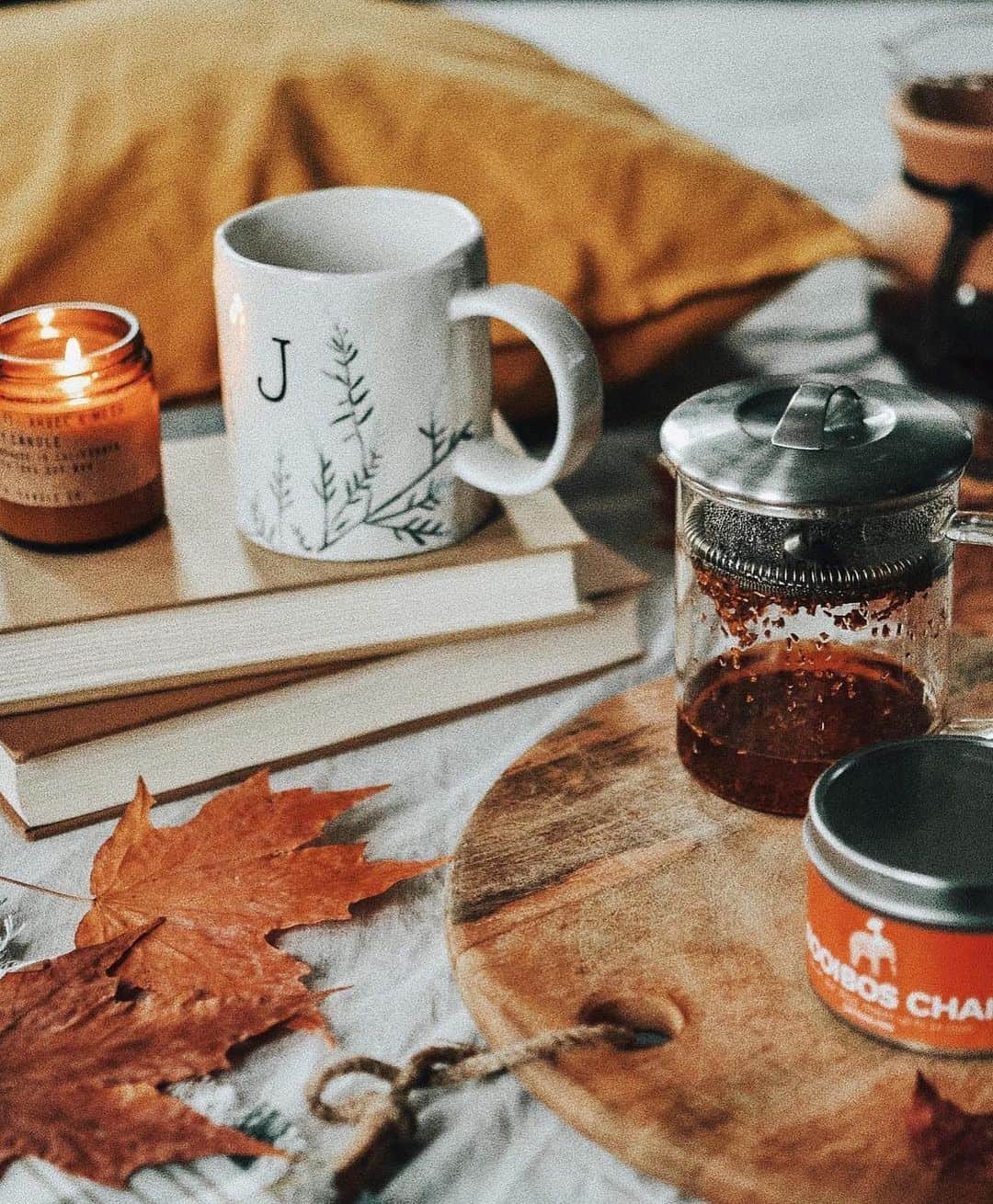 Anthropologieさんのインスタグラム写真 - (AnthropologieInstagram)「In these exceptional spaces, there's no question what season it is (and that's just how we like it) 🍁🎃 Tap the link in our bio to add this fall décor to your home and share yours with #Anthroliving  📷 from: @scscurlock, @sarahelizabethray, @magicinsalem, @cinnamons_table, @linnybowpeep, @delispins, @racheljbeck」10月20日 5時07分 - anthropologie