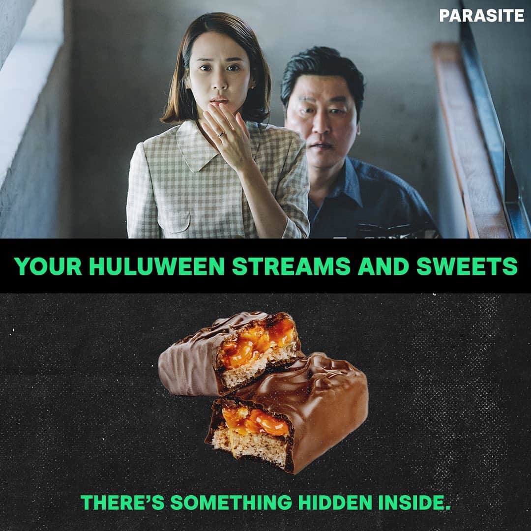 Hulu Home of Emmy-winningさんのインスタグラム写真 - (Hulu Home of Emmy-winningInstagram)「Trick or treat, give me one of each to eat 🤭 #Huluween」10月20日 5時38分 - hulu