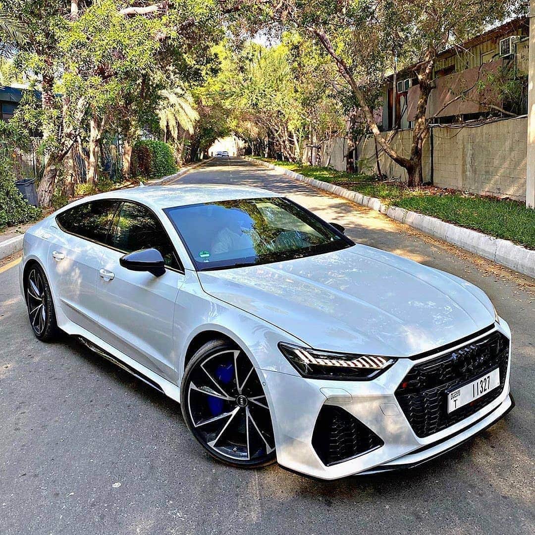 Kik:SoLeimanRTさんのインスタグラム写真 - (Kik:SoLeimanRTInstagram)「AUDI  RS7  Photo: @zaidzilla」10月20日 5時50分 - carinstagram