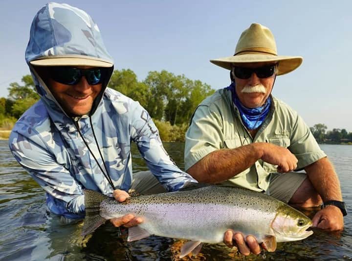 Costa Sunglassesのインスタグラム：「Solid steelhead session with @fishkennedybrothers. #SeeWhatsOutThere #BornOnTheWater」