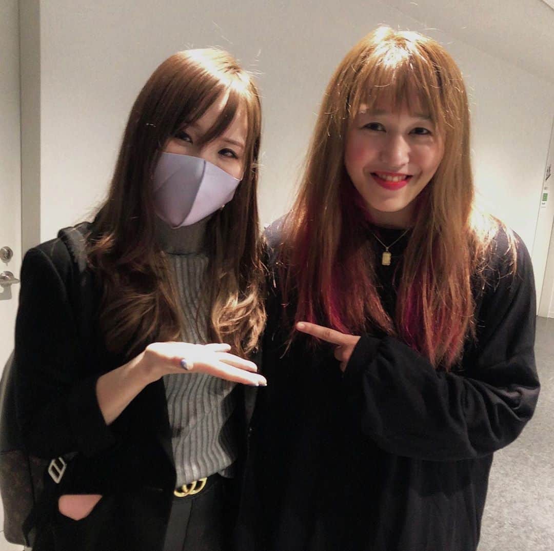 朱里さんのインスタグラム写真 - (朱里Instagram)「スターダム横浜武道館大会で一緒に撮っていただいた写真っ✨  久しぶりにお会いできて本当に嬉しかったです😊  #stardom #prowrestling #wwe #nxt」10月20日 7時05分 - syuri_official