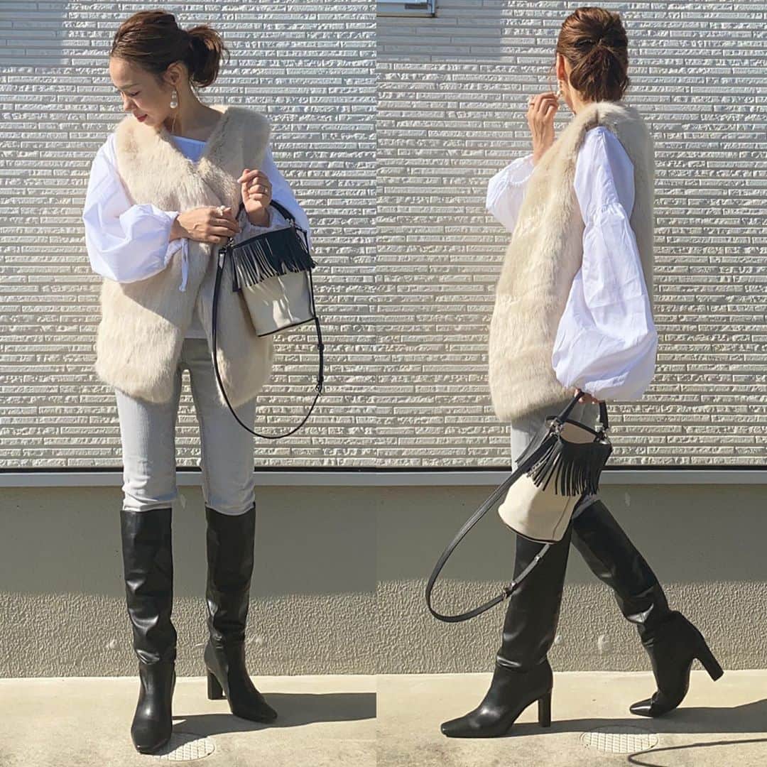 のインスタグラム：「おはよ🌞 ____________________________ @ys_stella_shop  さんのファーベスト＆ブラウス😍 ファーベストは本当合わせやすくて使えるから好き❤️ pants／ #zara shoes／ #milaowen bag／ #ayakobag pierce／#keimade ______________________________ #locari#mamagirl#大人カジュアル#ママコーデ#カジュアルコーデ#153cmコーデ#大人ファッション#アラフォーコーデ#シンプルコーデ #おちびコーデ#オトナカジュアル#大人コーデ #40代コーデ #zaraコーデ#きれいめカジュアル#ザラジョ#大人カジュアルコーデ #プチプラコーデ #カジュアルコーデ#スキニー#ミディアムヘア#ポニーテール#デニムコーデ #ベストコーデ #ファーベスト#ロングブーツ#秋冬コーデ」