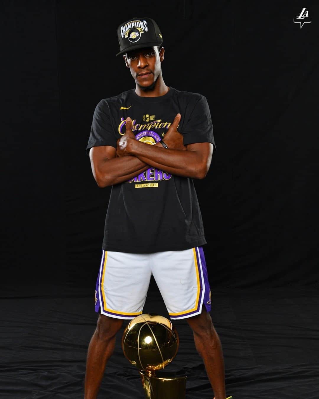 Los Angeles Lakersさんのインスタグラム写真 - (Los Angeles LakersInstagram)「Championship Portraits (Pt. II)」10月20日 7時25分 - lakers