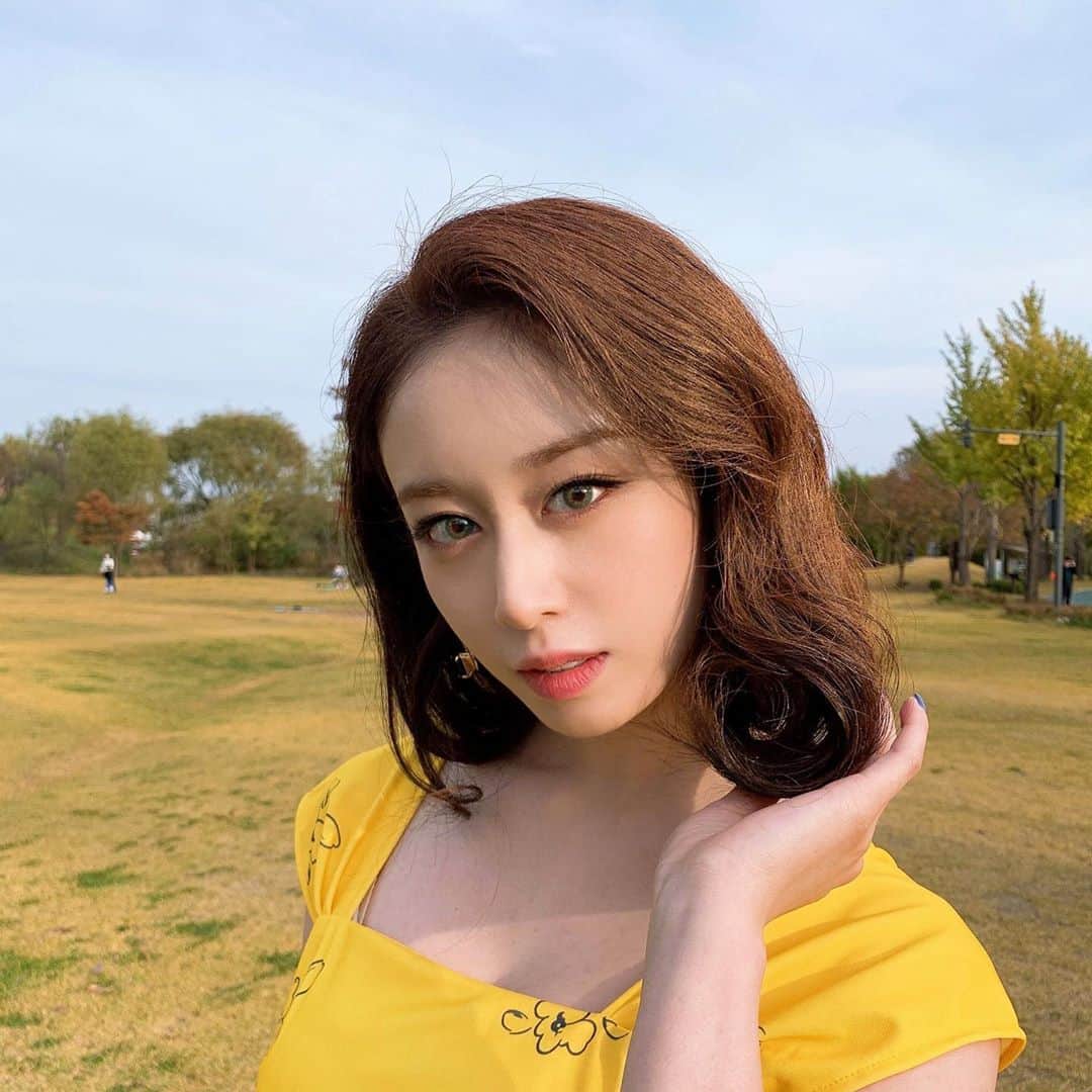 ジヨン のインスタグラム：「👩🏻‍🦰」