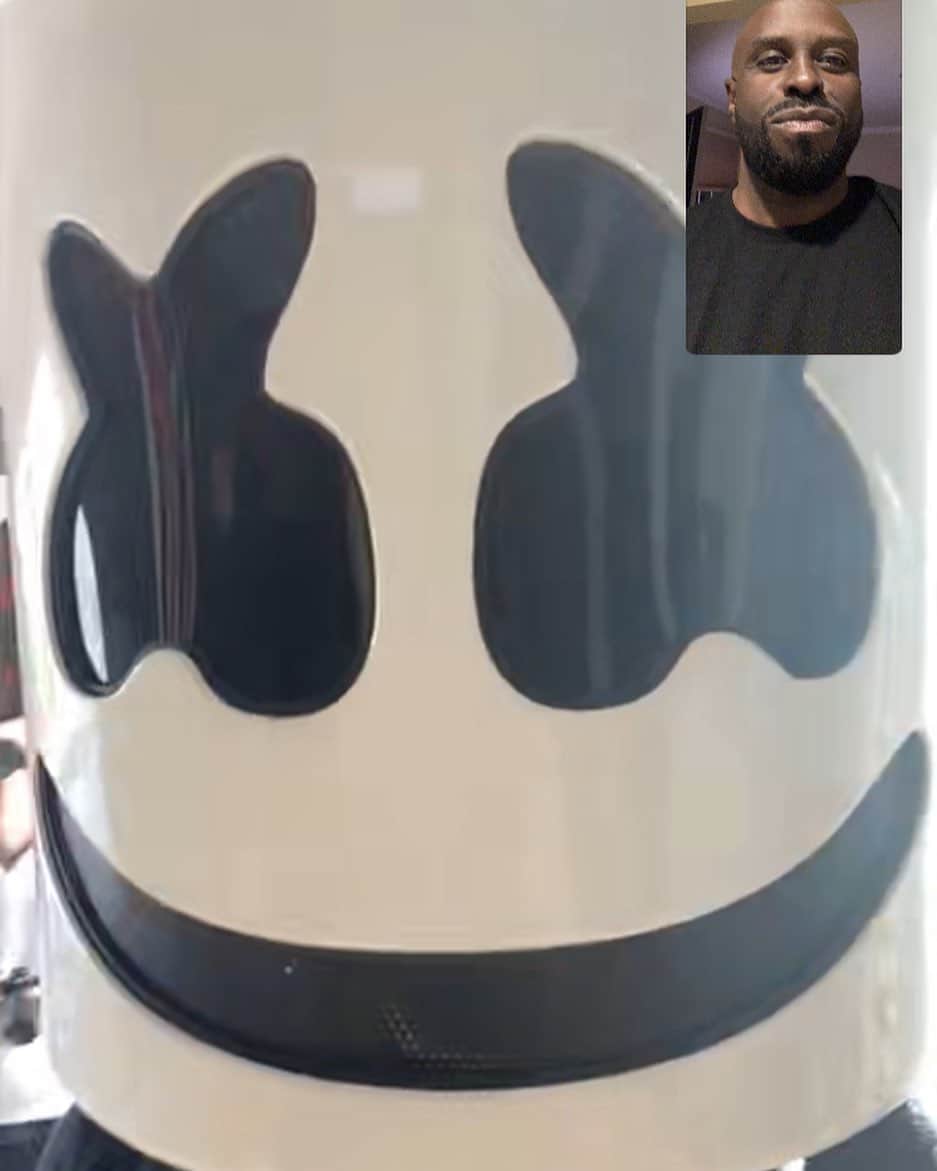ファンクマスター・フレックスのインスタグラム：「We cooking up something so amazing for my album! @marshmellomusic !!! Moe I appreciate u!!! Shout to @Imran1231 (Columbia)🔌 WHAT ARTIST SHOULD WE PUT ON THIS SONG?」